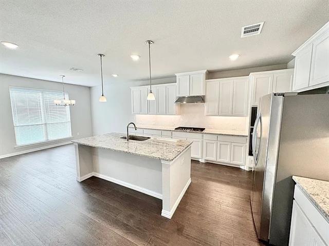 Building Photo - 809 Uplands Dr