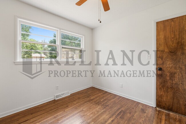 Building Photo - 7315 W Galoway