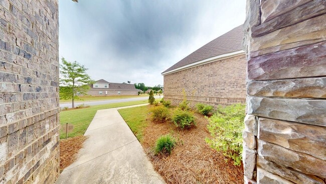 Building Photo - Towne Lake Subdivision