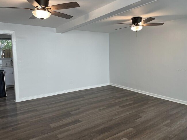 Building Photo - 2624 12th St N