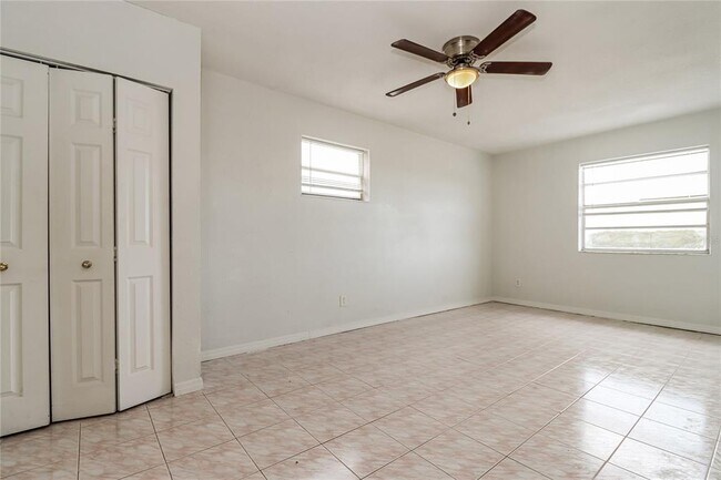 Building Photo - 2740 38th St S