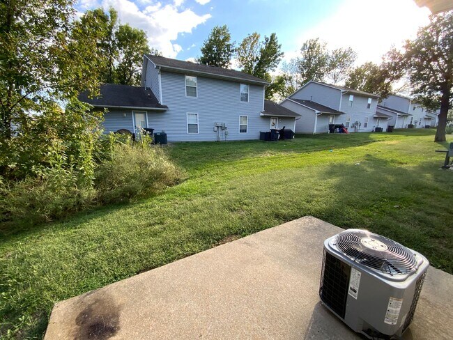 Building Photo - 3566-3568 Prescott Dr