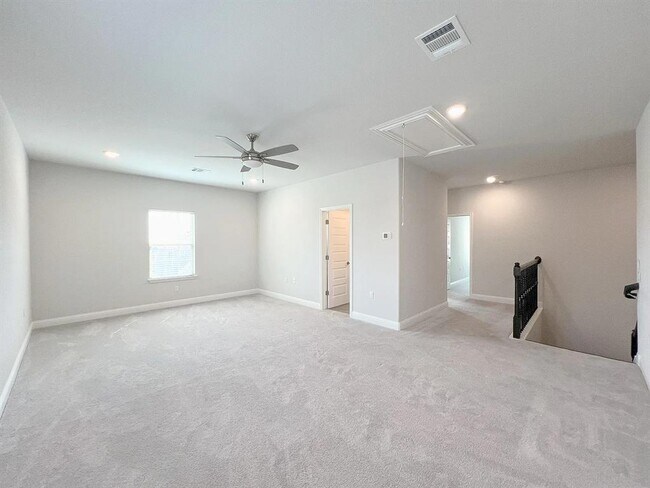 Building Photo - 7212 Jument Dr