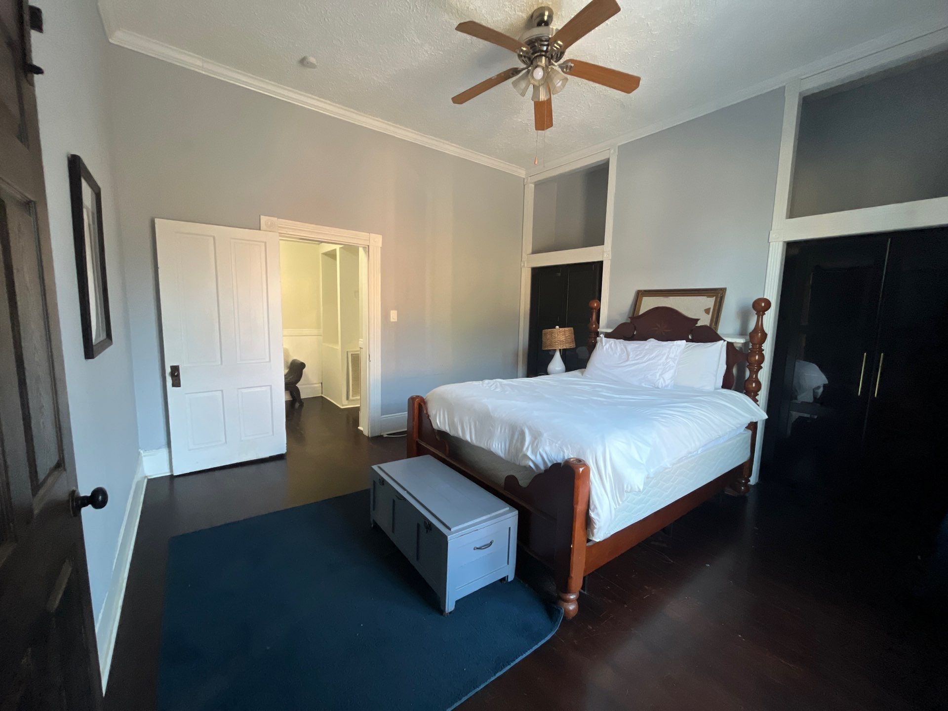 Building Photo - 624 N Highland Ave