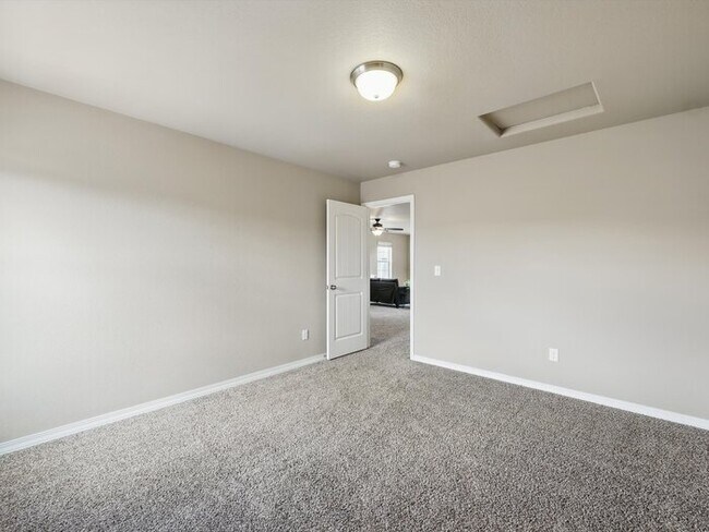 Building Photo - 8308 Needle Drop Ct