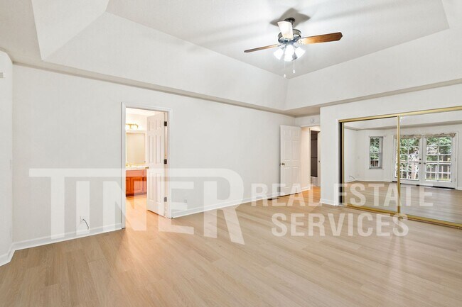 Building Photo - 3921 Rawhide Rd