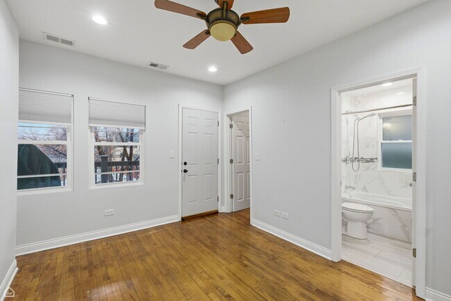 Building Photo - 4151 W Fullerton Ave