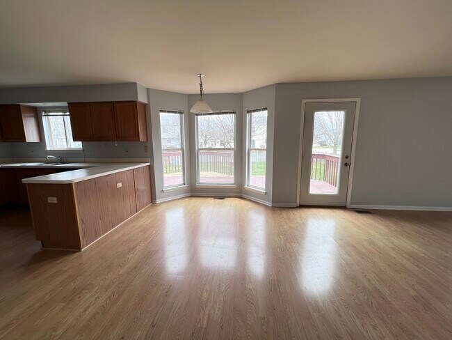 Building Photo - 1120 Mallory Ct