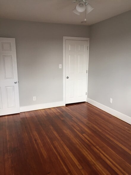 Building Photo - 108 W 6th Ave