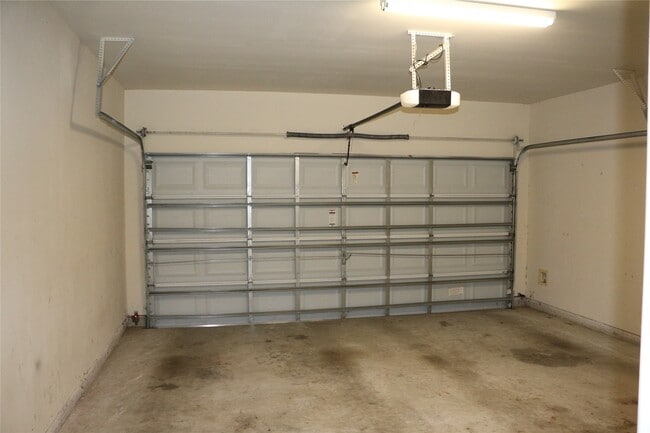 Building Photo - 11846 Ramla Place Trail