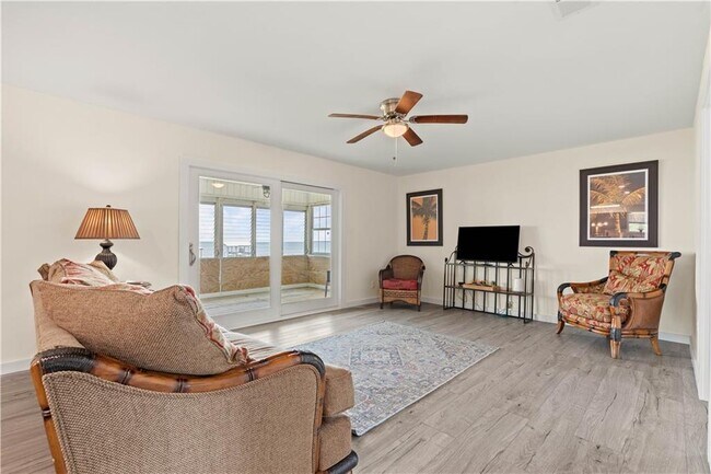 Building Photo - 15639 Dauphin Island Pkwy