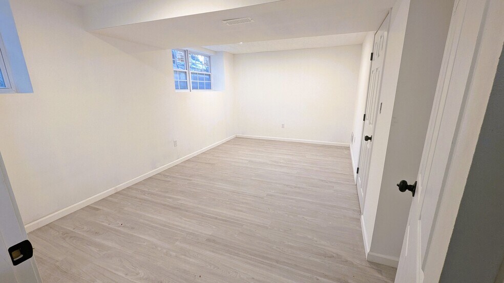 Building Photo - 6454 Boca Grande Blvd