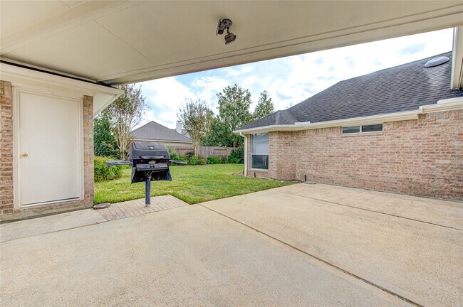 Building Photo - 6015 Nash Creek Ct