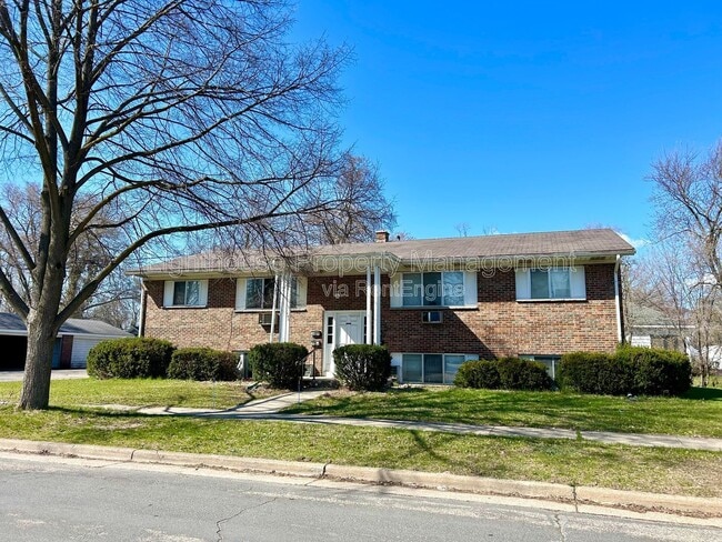 Building Photo - 143 Exchange St SE