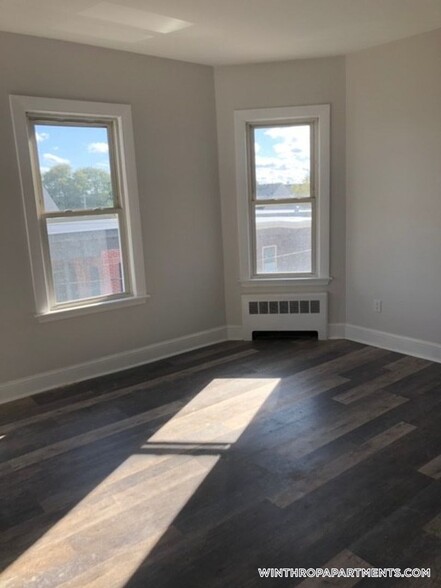 Building Photo - 90 Winthrop Shore Dr