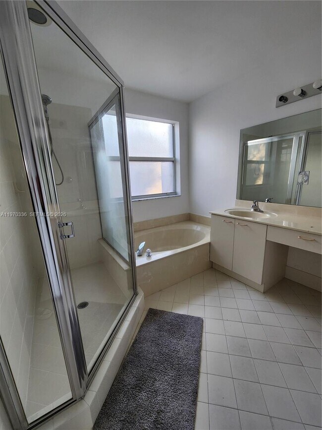 Building Photo - 5085 SW 155th Ave