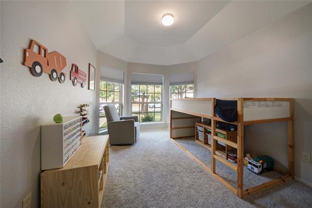 Building Photo - 913 Hawthorne Rd