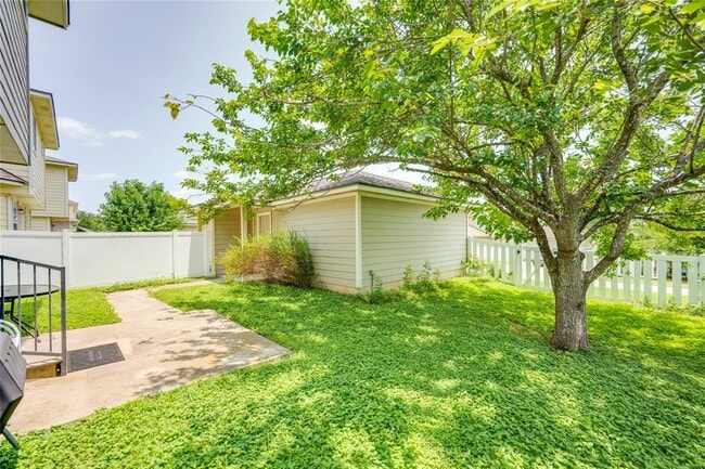 Building Photo - 17909 Kenai Fjords Dr