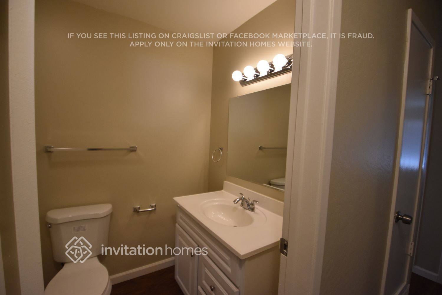 Building Photo - 1036 Breton Dr