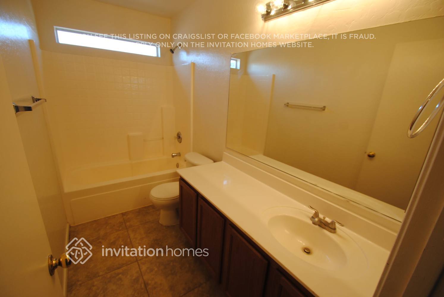 Building Photo - 6040 W Wood St