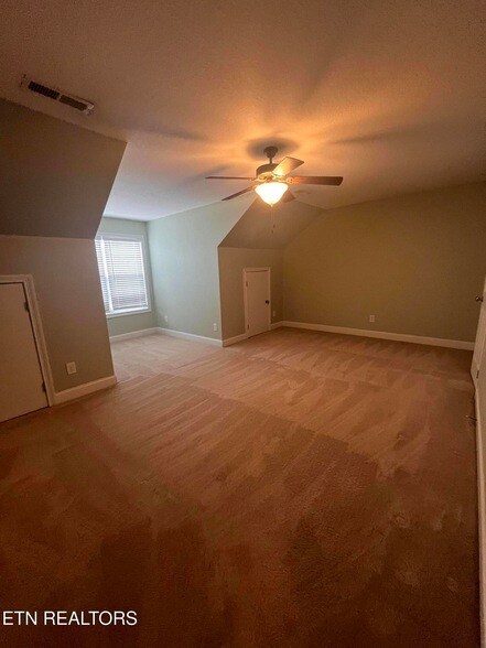 Building Photo - 5408 Oak Harbor Ln