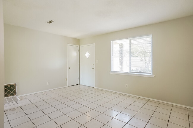 Building Photo - Comfortable 4-Bedroom Home in Augusta, GA