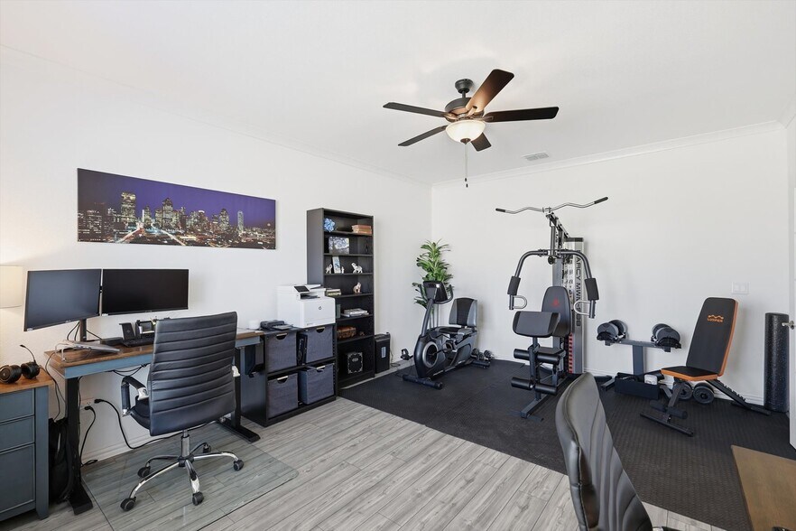 Building Photo - 1008 Elijah Dr