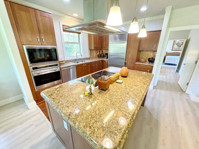 Building Photo - Kanani Wailea - Furnished 4 Bedroom 4.5 Ba...