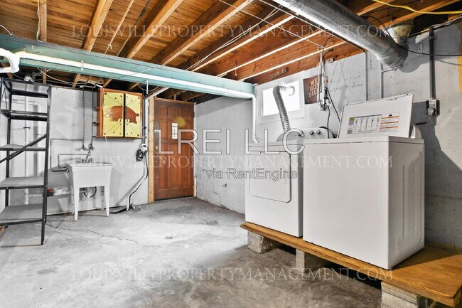 Building Photo - 959 McKinley Ave