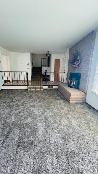 Living room - 520 Escalona Dr
