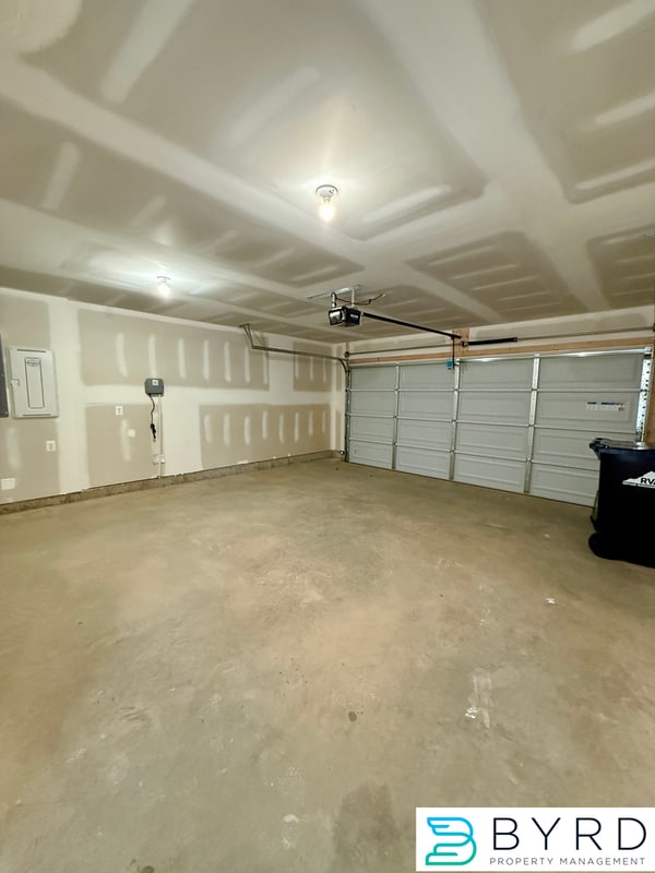 Building Photo - 316 Wilson Crk Dr