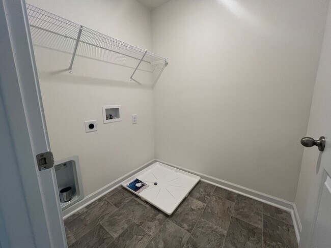 Building Photo - Brand-New 4BR Home for Rent in Kingsport – Be the First Tenant!