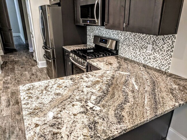 Building Photo - An amazing Townhouse for people who like big open space down Bedroom 4 Bathroom 3.5