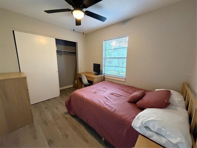 Building Photo - 1720 W Arch St