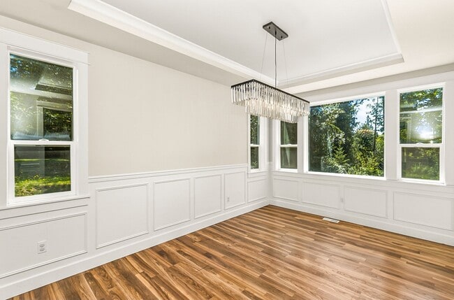 Building Photo - 6.6 Acre Retreat
