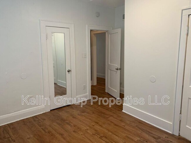 Building Photo - 1220 Ruby St