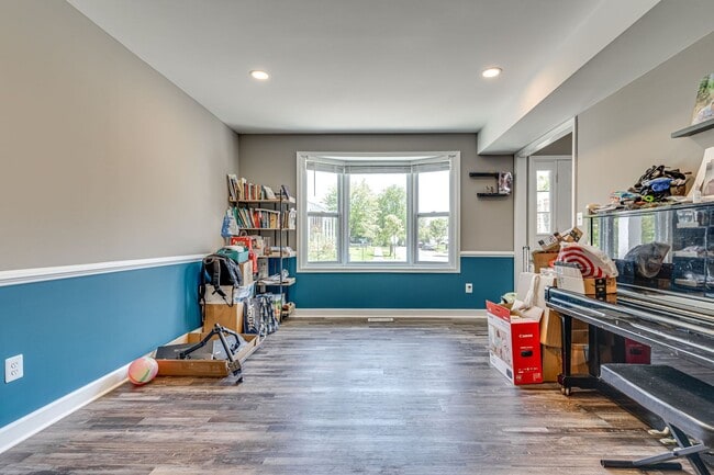 Building Photo - Beautiful 5 Bedroom Home in Clinton MD