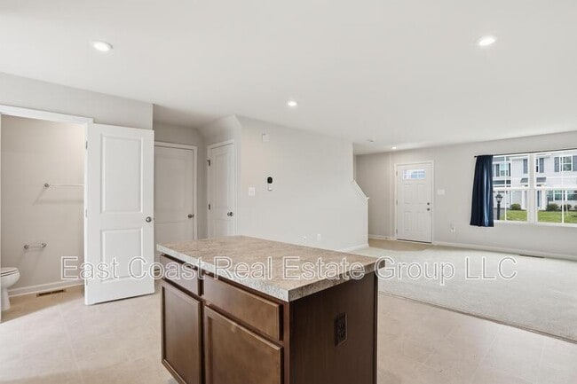 Building Photo - 87 Changing Season Wy