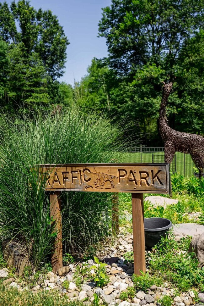 Building Photo - 7223 Ferry Rd