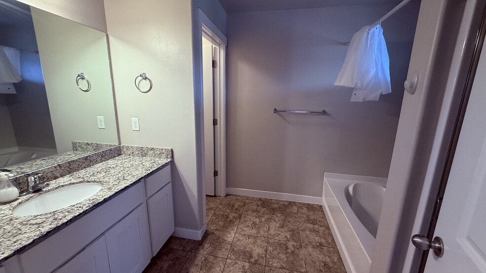 Building Photo - 298 Cordoba Dr