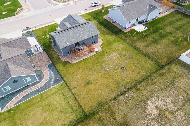 Building Photo - 4 BED | 3 BATH | DOUBLE GARAGE | RAPID VALLEY