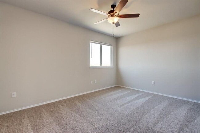 Building Photo - 1202 Garland Rd