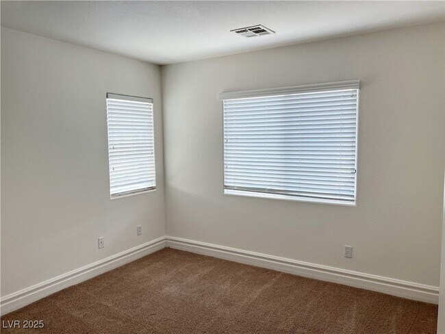 Building Photo - 9748 Waukegan Ave
