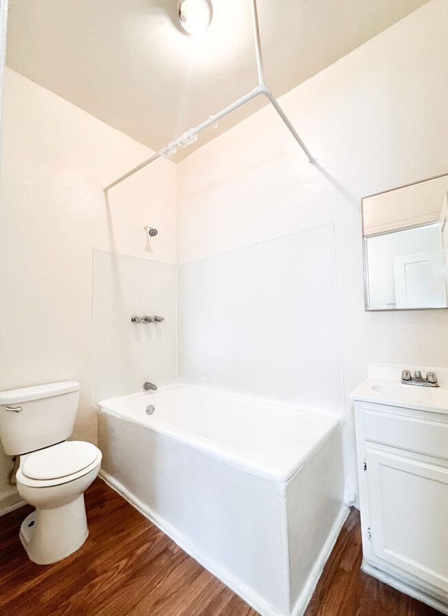 Bathroom - The Richmond Apartments - Spacious and Ful...