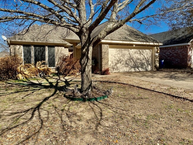 Building Photo - Single Story 3 Bed/2Bath in Leander!!!!