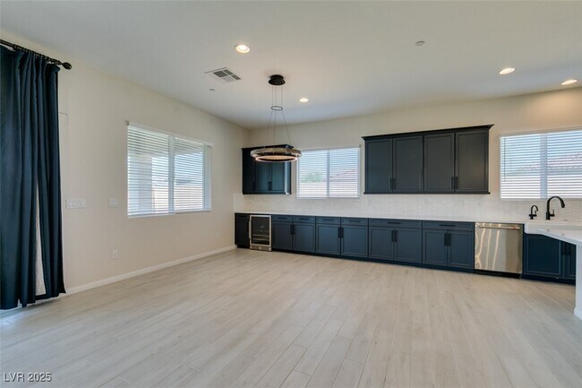 Building Photo - 10973 Krista Leigh Ave