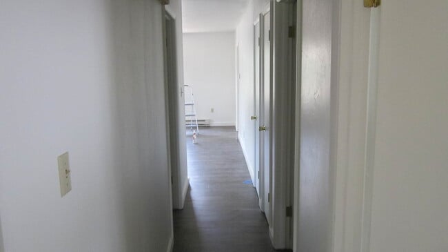 Building Photo - Newly Remodeled 3 Bedroom, 2 Bath Home on Montezuma Avenue