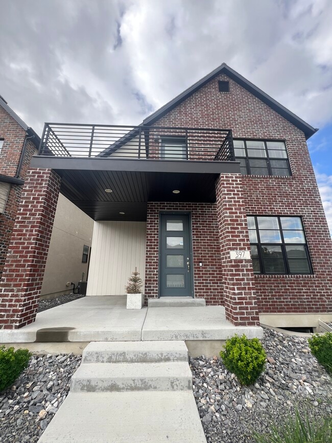 Building Photo - 397 W 3200 N