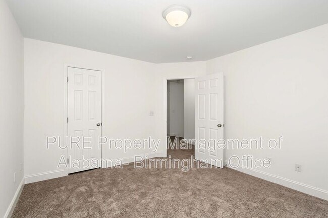 Building Photo - 456 Highland Cove Dr