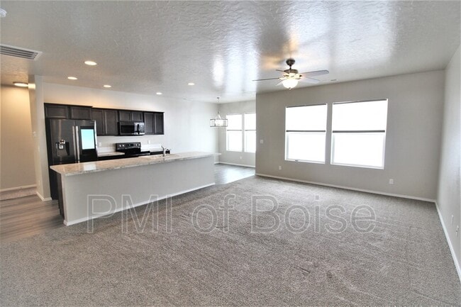 Building Photo - 973 S Rangipo Ave